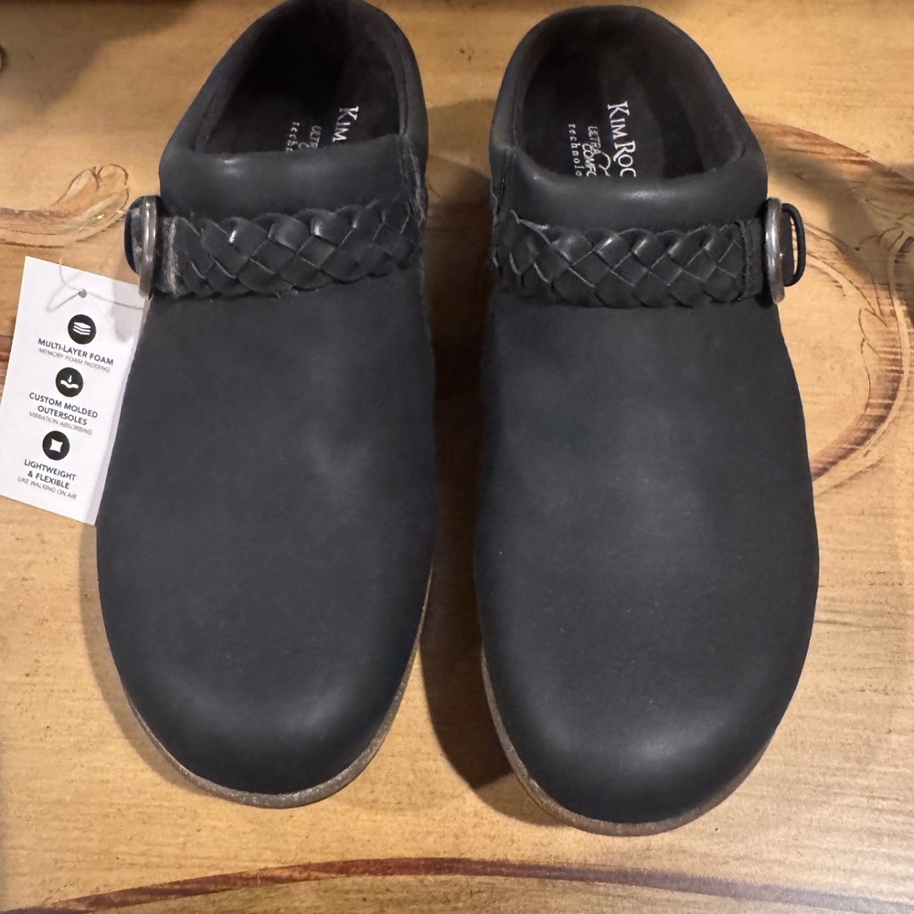 Kim Rogers Black Mules with Brown Sole - Picture 2 of 13